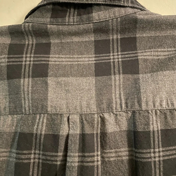 Uniqlo Gray Black Plaid Button Down Long Sleeve Shirt Size Small - Picture 7 of 10